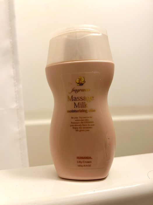 リリークラウン Lily crown クロエに似てるボディークリーム